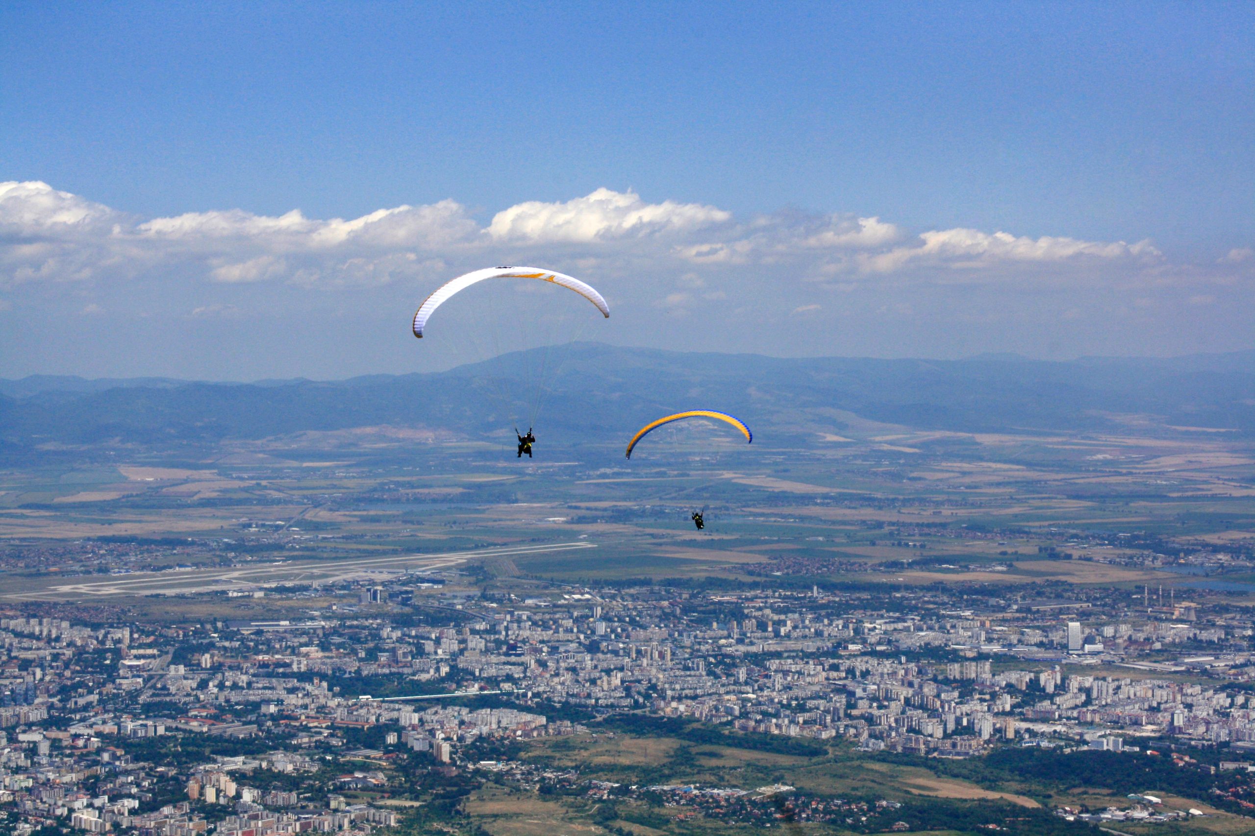 Tips For a Safe Paragliding Trip